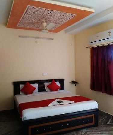 Sunshine Castle- Gachibowli Apartment Hyderabad Exterior foto
